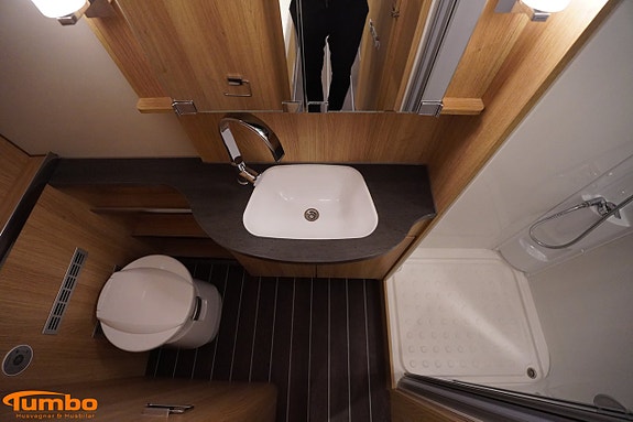 Knaus Sky Ti 700 MEB 10 of 17