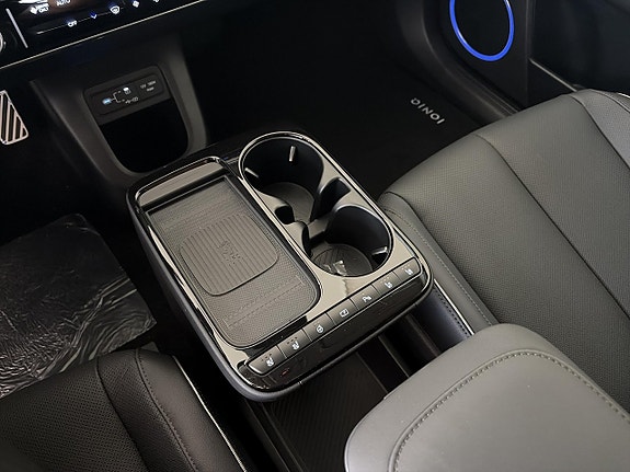 Hyundai Ioniq 5 7 of 10