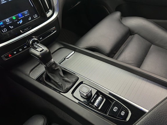 Volvo V60 26 of 30