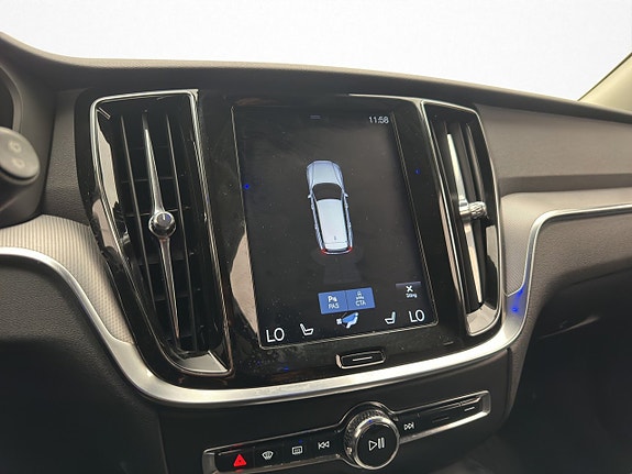 Volvo V60 25 of 30