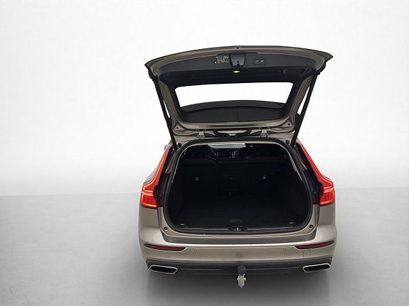 Volvo V60 9 of 30