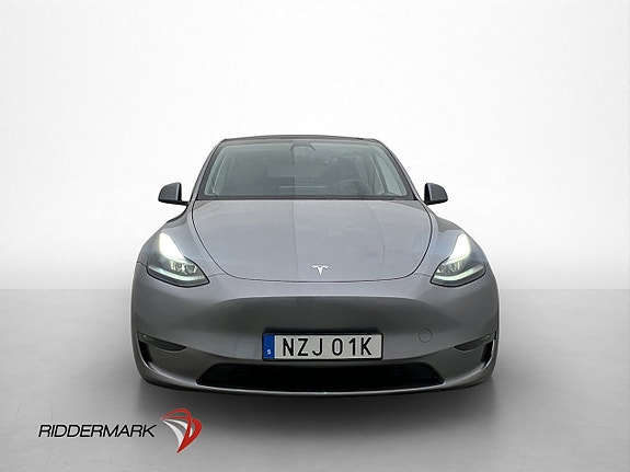 Tesla Model Y 2 of 30