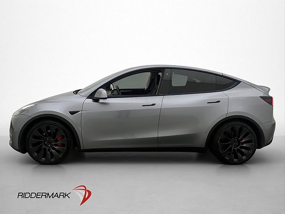 Tesla Model Y 5 of 30