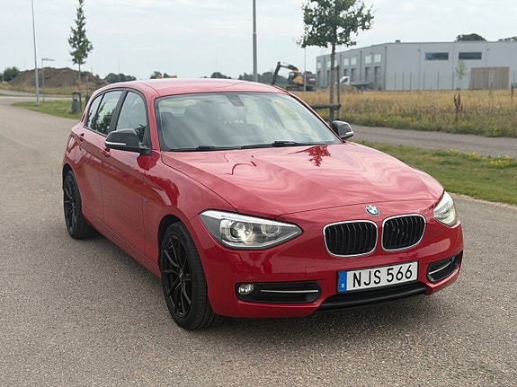 BMW 118d 3 of 10