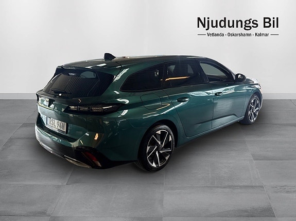 Peugeot 308 SW 4 of 11