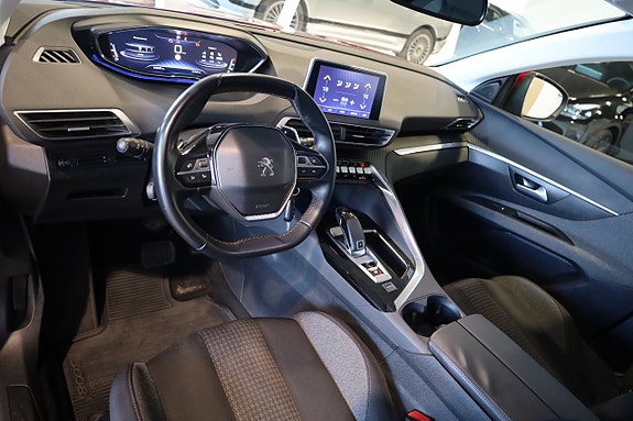 Peugeot 3008 10 of 14