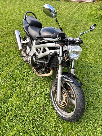 Suzuki SV650S 2 of 3