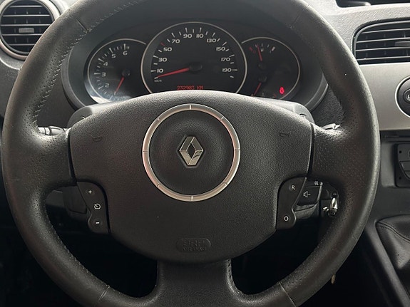 Renault Kangoo Express 13 of 21
