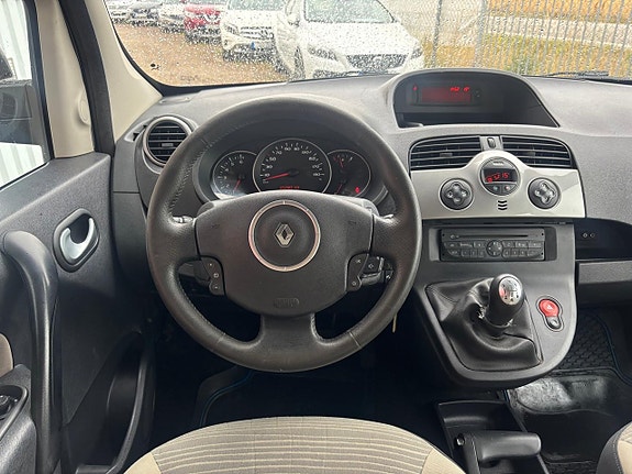 Renault Kangoo Express 11 of 21