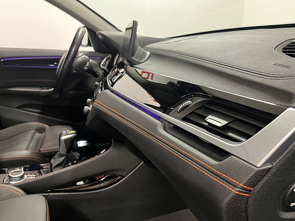 BMW X1 20 of 25