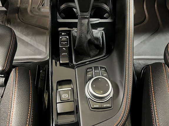 BMW X1 19 of 25