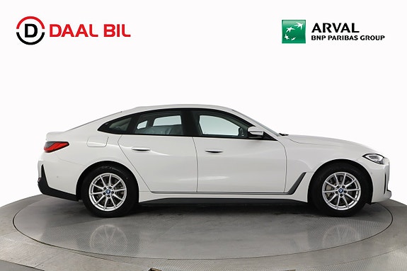 BMW i4 5 of 29