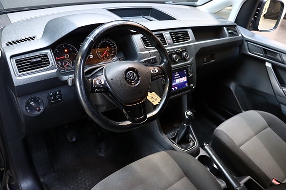 Volkswagen Caddy 10 of 29