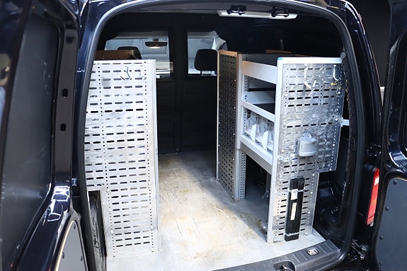 Volkswagen Caddy 15 of 29