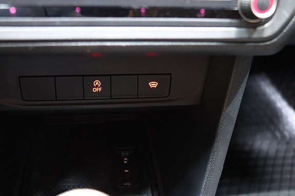 Volkswagen Caddy 29 of 29