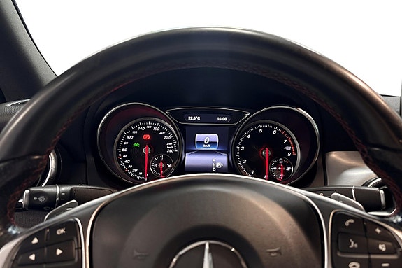 Mercedes-Benz CLA200 7 of 11