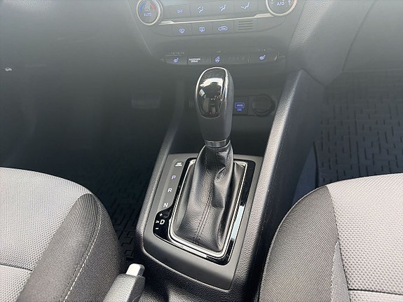 Hyundai i20 12 of 15