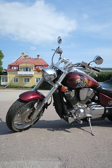 Honda VTX1800 1.8 12 of 16