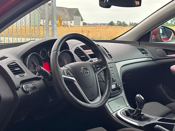 Opel Insignia 8 of 19
