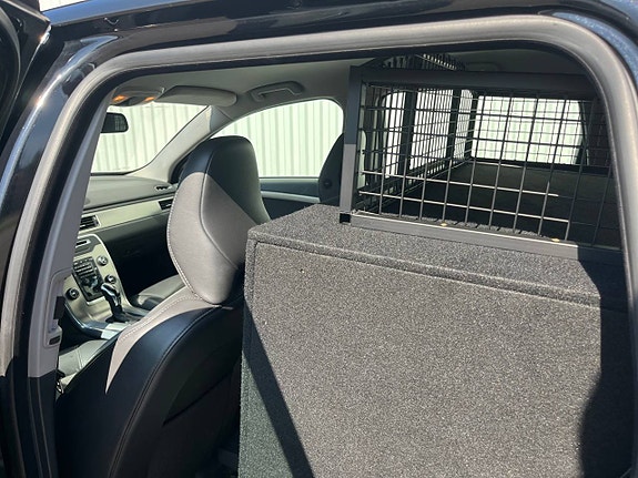 Volvo V70 10 of 12