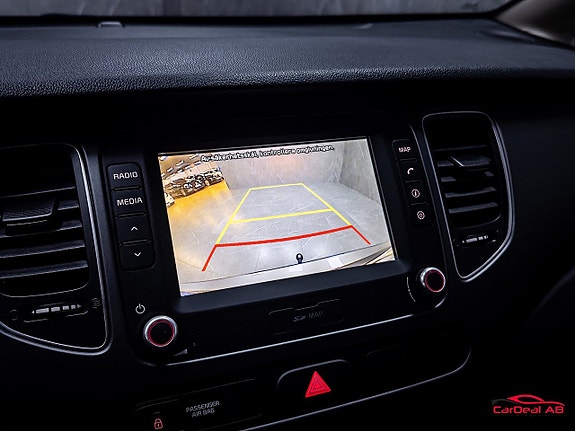 Kia Carens 25 of 30