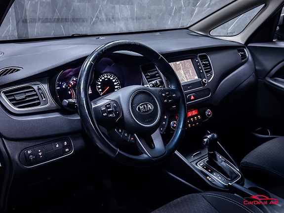 Kia Carens 15 of 30