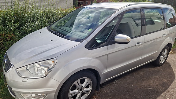 Ford Galaxy 2015