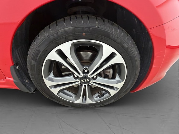 Kia Ceed 13 of 30