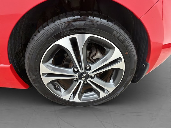 Kia Ceed 11 of 30