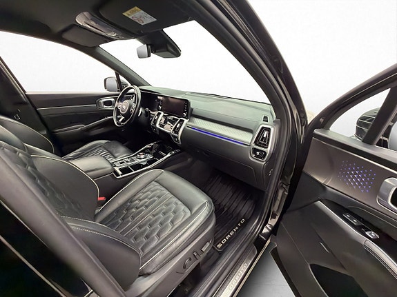 Kia Sorento 9 of 30