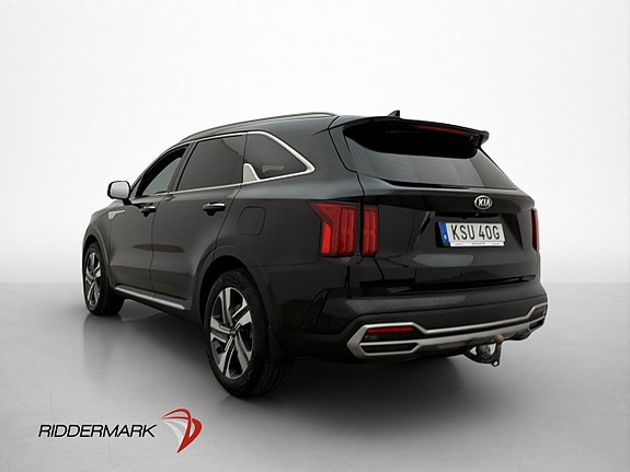Kia Sorento 4 of 30
