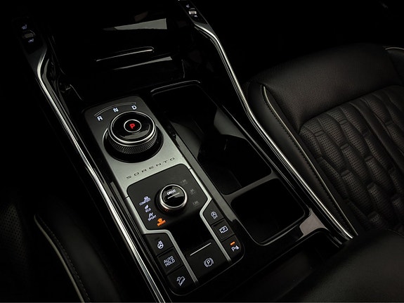 Kia Sorento 19 of 30