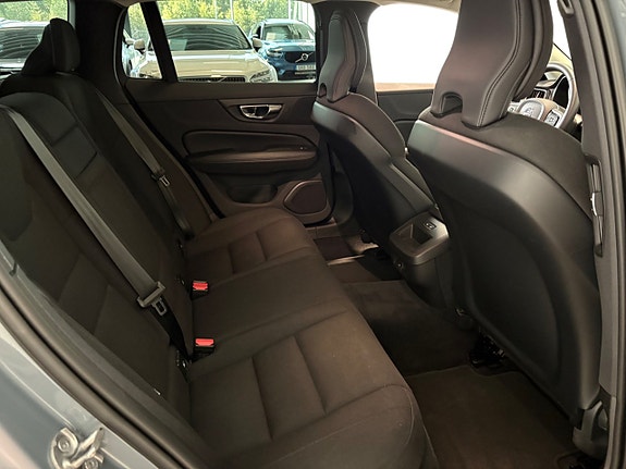 Volvo V60 Cross Country 22 of 26