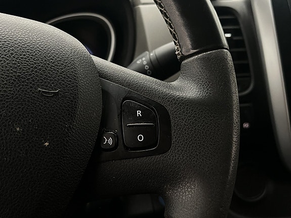 Renault Trafic 18 of 30