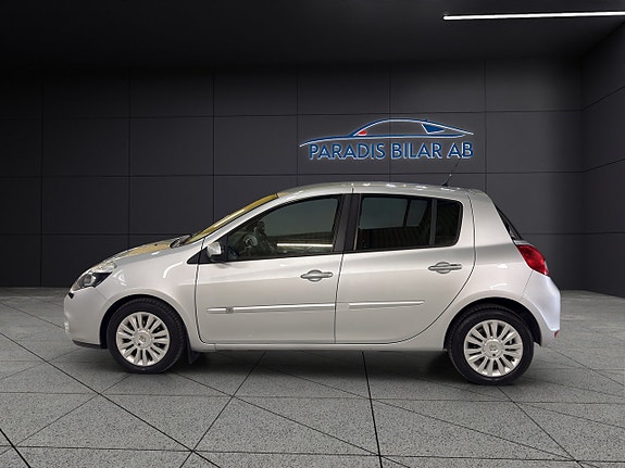 Renault Clio 2 of 27