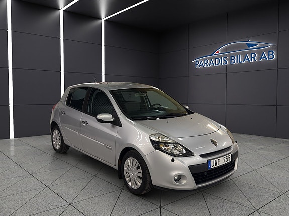Renault Clio 7 of 27