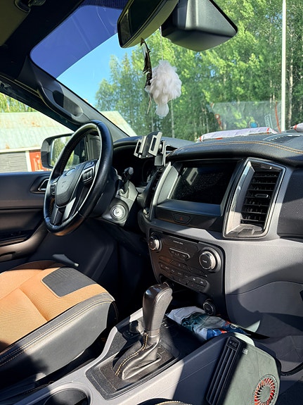 Ford Ranger 4 of 8