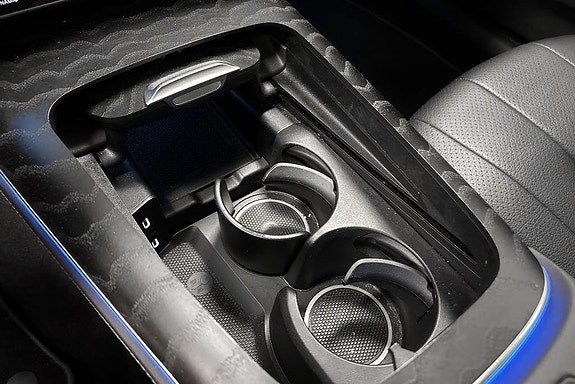 Mercedes-Benz E300 de 12 of 22