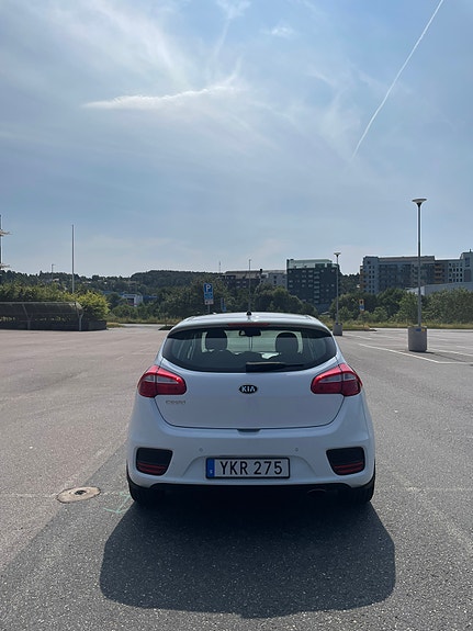 Kia Ceed 5 of 5