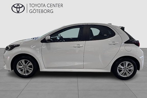 Toyota Yaris 4 of 11