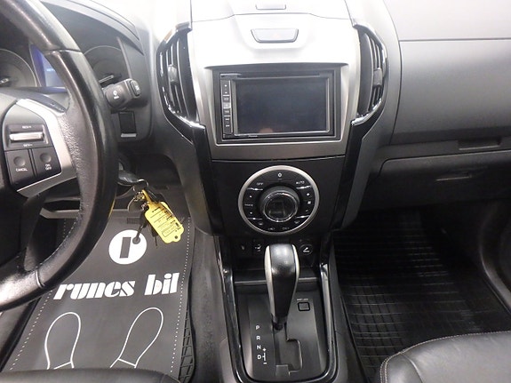 Isuzu D-max 8 of 21