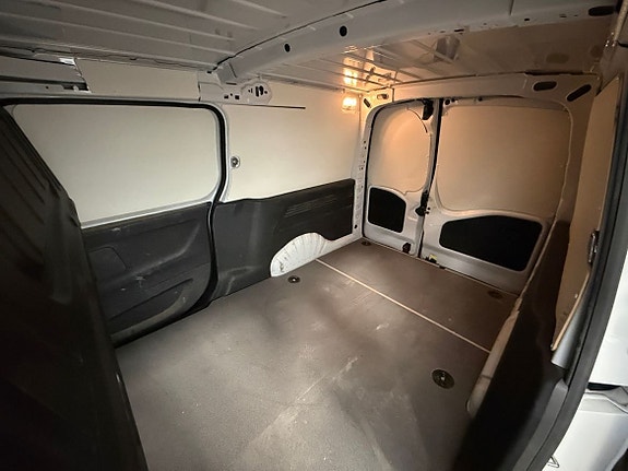 Fiat Doblo 12 of 23