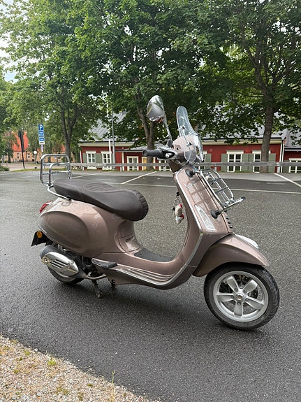 Piaggio Vespa Primavera 50cc /Fint skick/ 4-takt 4 of 12