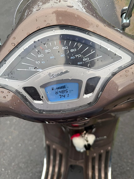 Piaggio Vespa Primavera 50cc /Fint skick/ 4-takt 6 of 12