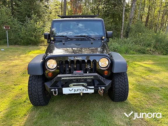 Jeep Wrangler Unlimited 6 of 10