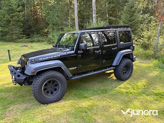 Jeep Wrangler Unlimited 2 of 10