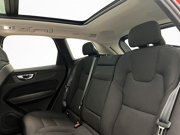 Volvo XC60 30 of 30