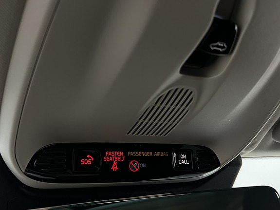 Volvo XC60 27 of 30