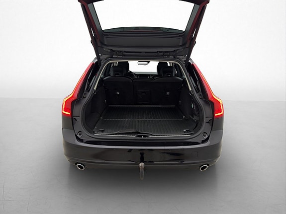Volvo V90 28 of 30
