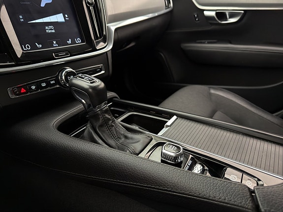 Volvo V90 23 of 30